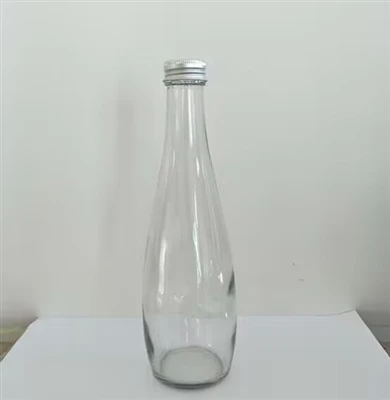 Cén fáth a bhfuil buidéil uisce gloine ag éirí níos coitianta